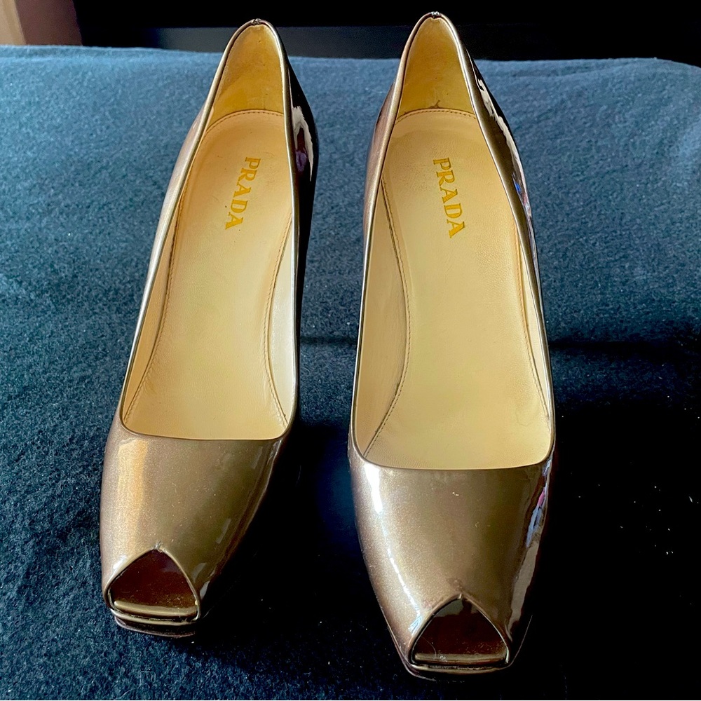 Gorgeous Prada Heels!
